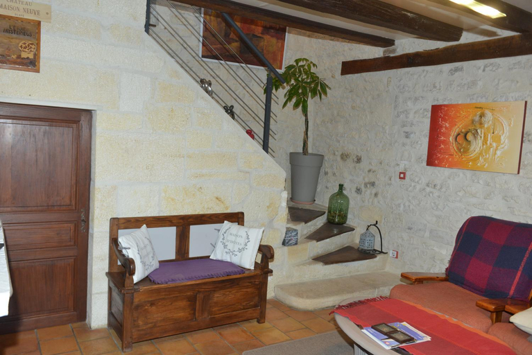 Public Area, Jardin-d'Arcy, Charente-Maritime