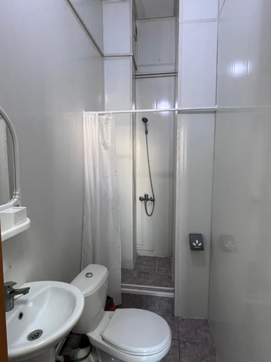 Bathroom 5, Kamkor, Atyrau