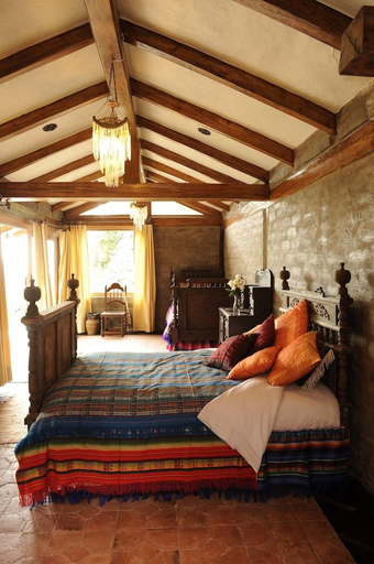 Bedroom 2, Hacienda Rumiloma, Quito