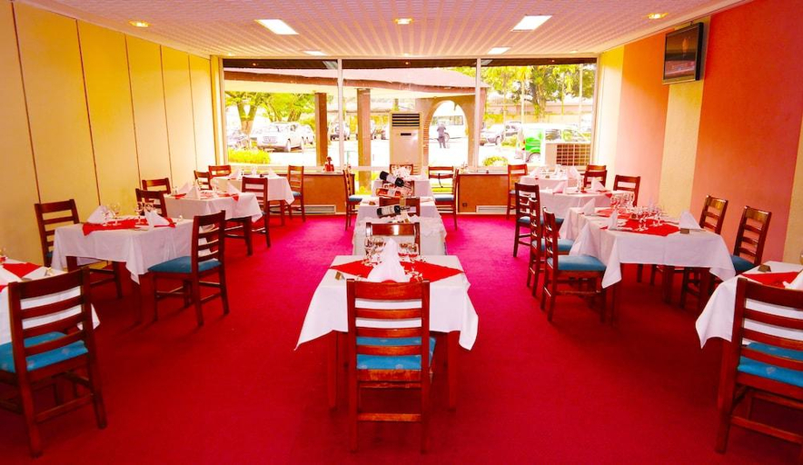 Food & Drinks, Hotel Sawa, Wouri