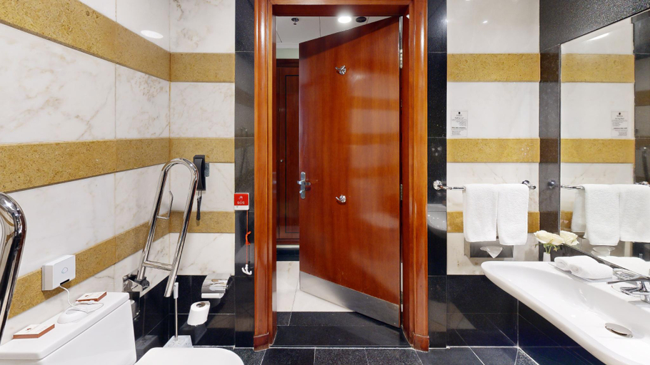 Bathroom 4, Leader Al Muna Kareem Hotel, Al Madinah Al Munawwarah