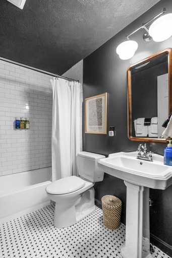 Bathroom 4, The Ipswich Inn, Essex