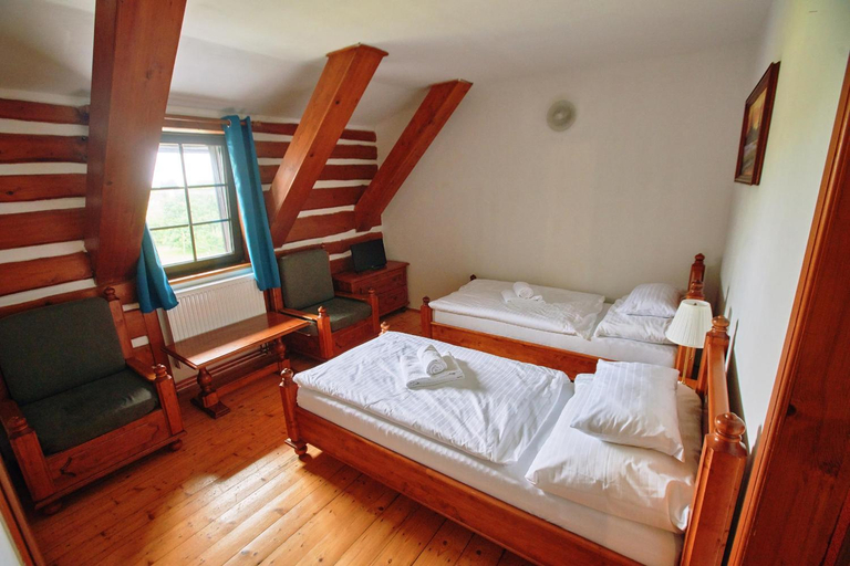 Bedroom 2, Hotel Na Vyhlidce, Jablonec nad Nisou