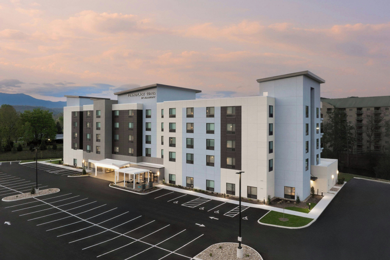 Exterior & Views 2, TownePlace Suites by Marriott Pigeon Forge, Sevier