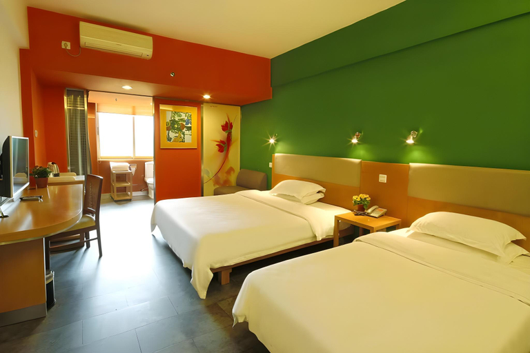Bedroom 3, 4th Zhongshan Road Garden Inn, Guangzhou