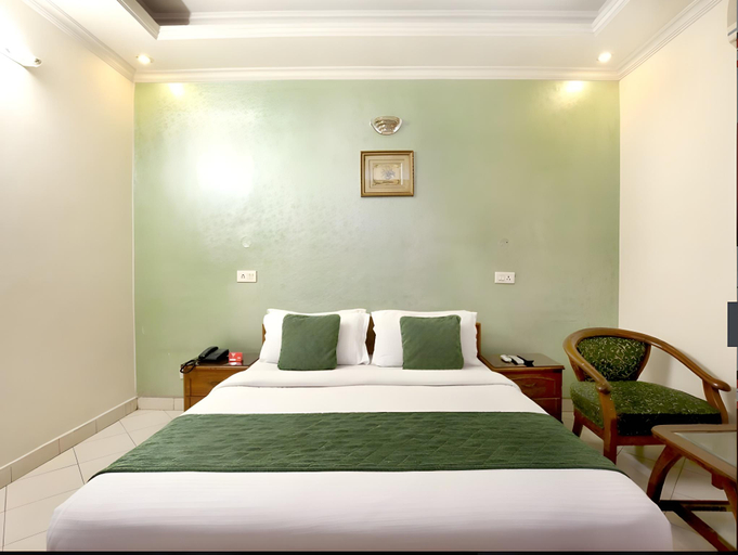 Bedroom 4, HOTEL PARADISE, Chandigarh