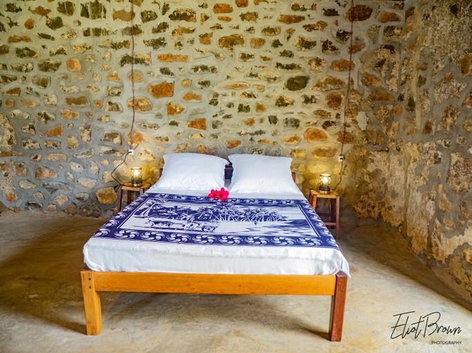 Bedroom 2, Lambawany, Analanjirofo