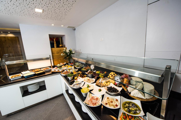 Food & Drinks 5, Montefiore Hotel By Smart Hotels