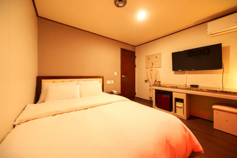 Bedroom 4, Bongrae Motel, Bupyeong