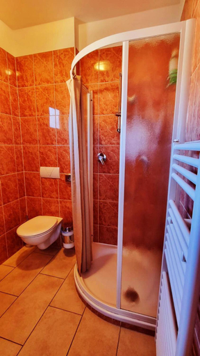 Others 3, B&B Maya, Bolzano