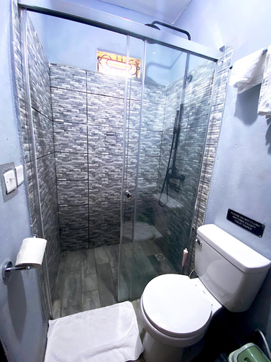 Bathroom 4, Africa Waka Waka, Port Loko