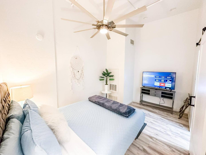 Bedroom 2, 2BR Walk to Convention Center Free Parking, San Diego