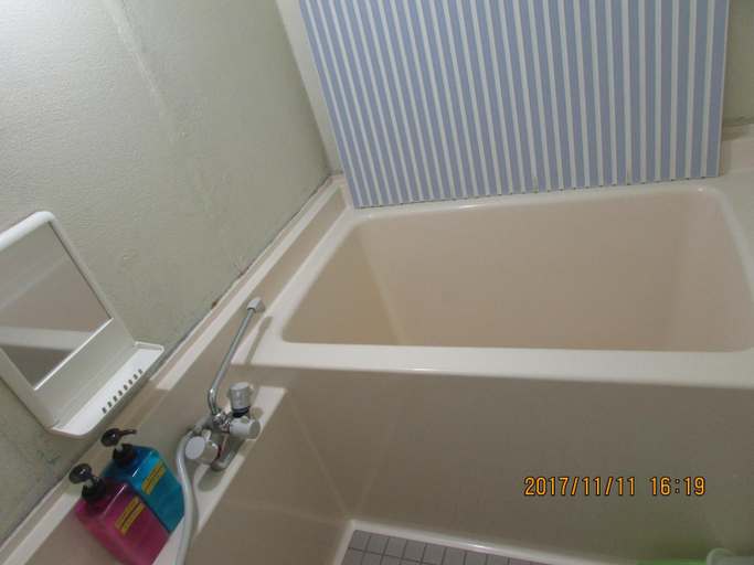 Bathroom 3, Daichan House, Yakushima