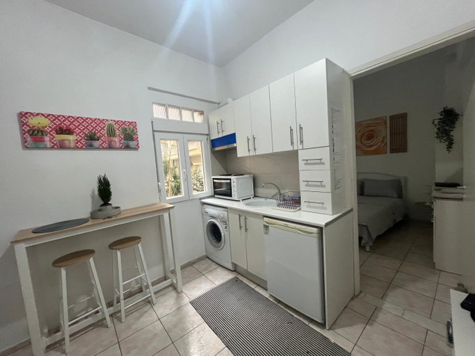 Others 5, Istos Apartment, Central Macedonia