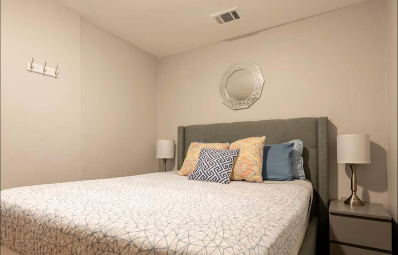 Bedroom 2, Free Parking Cozy 1BR in Gaslamp Conv Center, San Diego
