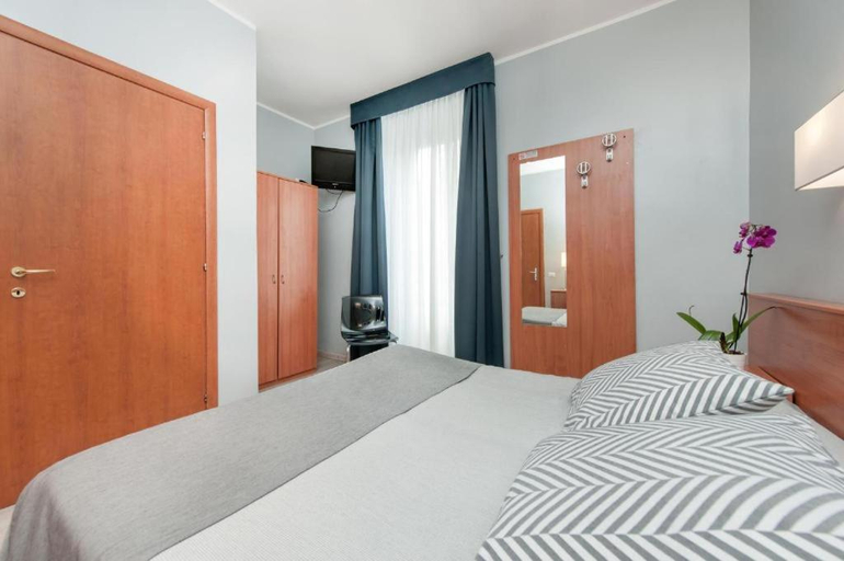 Bedroom 4, Reyes Suite & Rooms, Rome