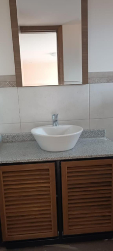 Bathroom 3, La Maison d'Urbina, Guano