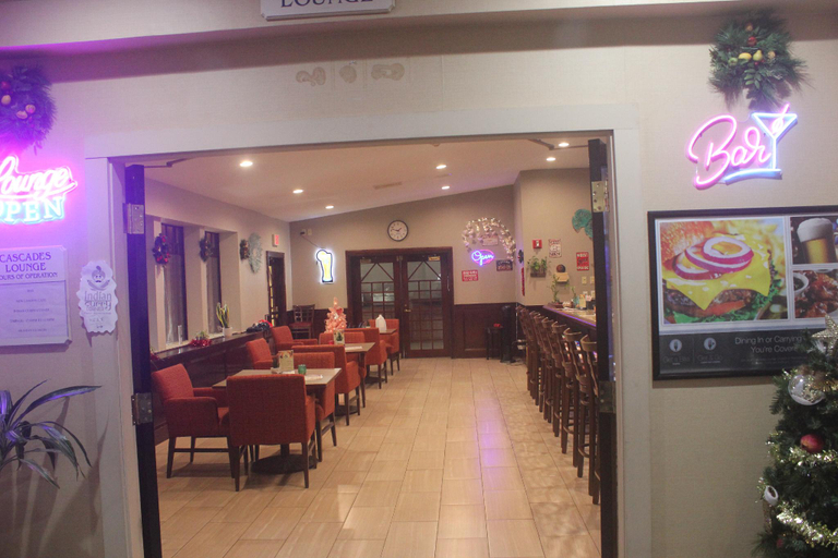 Food & Drinks 4, Regency Inn & Suites, New London