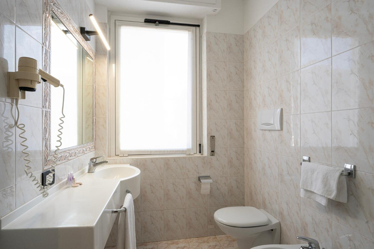 Bathroom 3, Moderno, Verbano-Cusio-Ossola