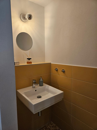 Bathroom 3, Hotel Bergwirtschaft Bieleboh, Görlitz