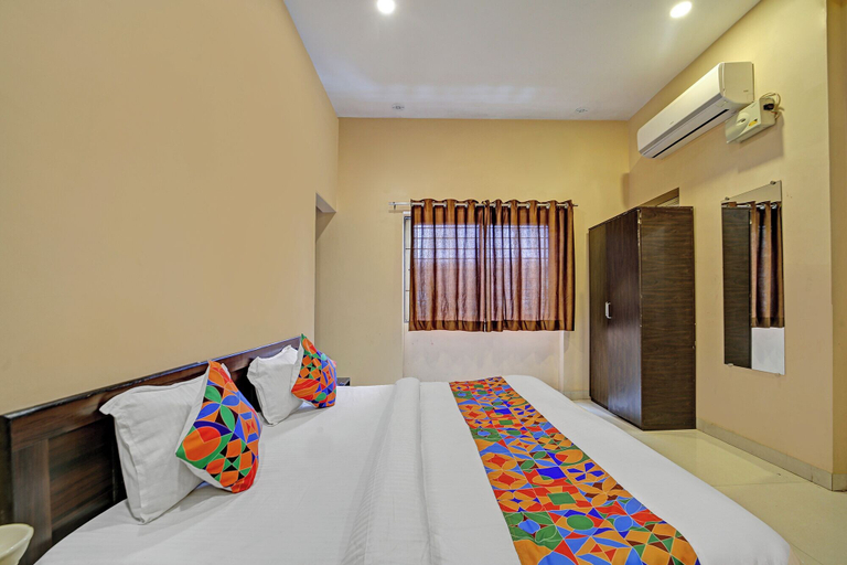 Bedroom 3, Fabhotel Grand Stay Ambedkar Nagar, Indore
