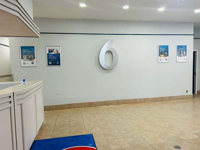 Others 5, Motel 6 – Cornwall, ON, Stormont, Dundas and Glengarry