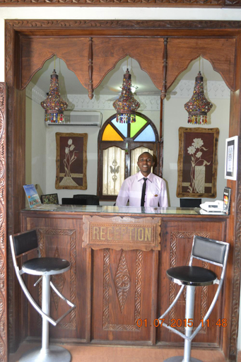 Public Area 2, Al Minar Hotel, Mjini