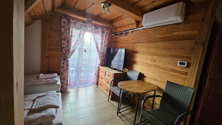 Others 5, Wyspa Kampinos, Sochaczew