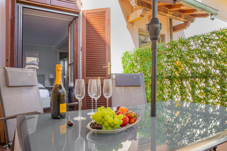 Food & Drinks 5, Suite Carducci Viareggio, Lucca