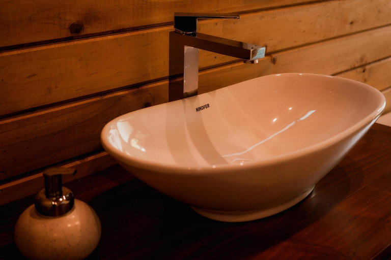 Bathroom 3, Thoas Lodge, Osa