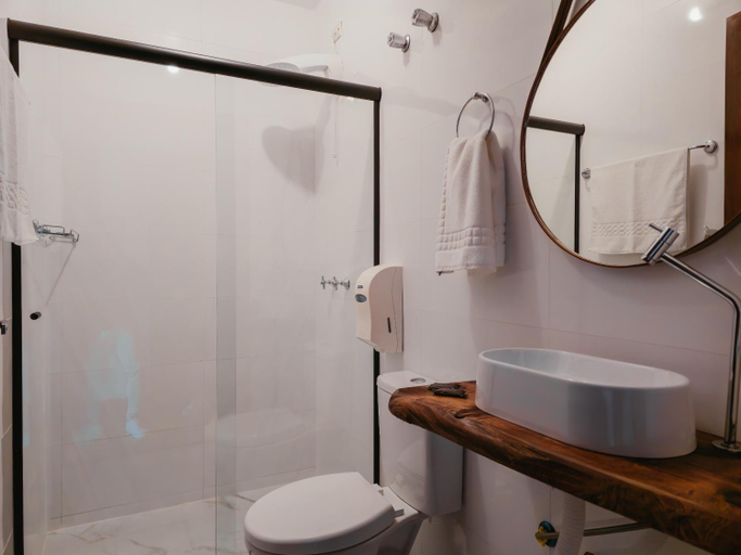 Bathroom 4, Hotel Sonnet Curitiba, Curitiba