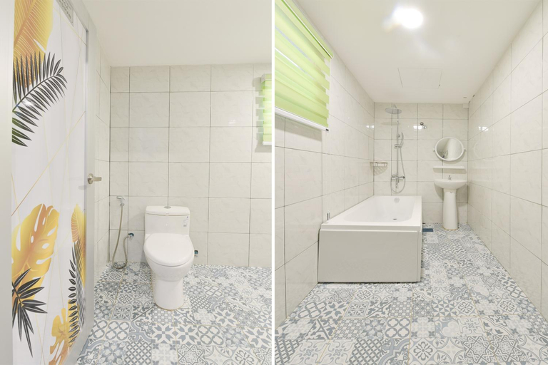 Bathroom, Mersing Pelangi Beach Resort, Mersing