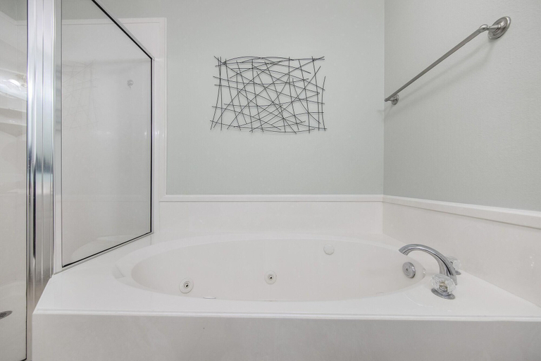 Bathroom 4, Navy Cove Harbor 1206, Baldwin
