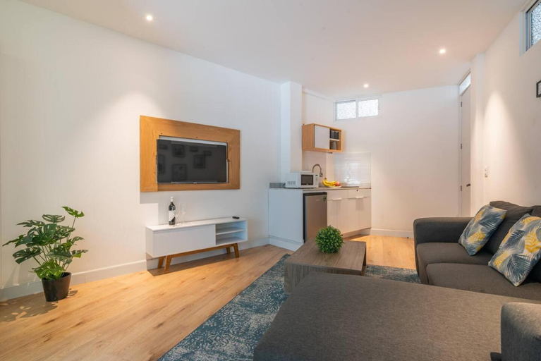 Others 4, Quiet Stylish Studio, Smart TV, Six Flags 1k, Mexico City
