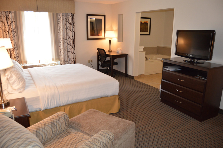 Holiday Inn Express & Suites Winner, an IHG Hotel - Tap to explore photos