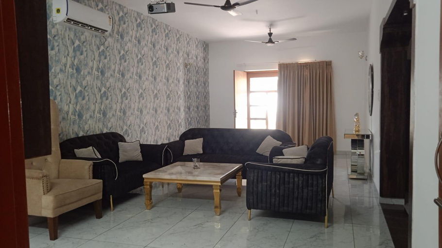 Public Area 2, Fursat Villa, Sahibzada Ajit Singh Nagar