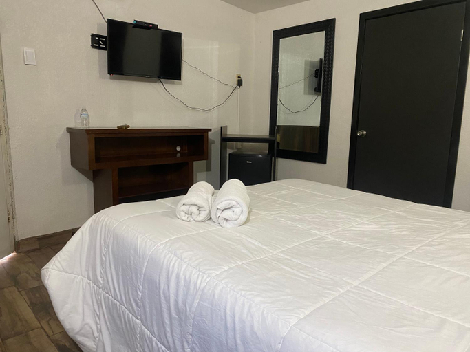 Bedroom 2, Rio inn, Saucillo