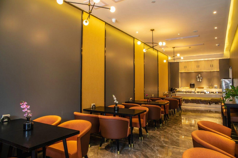 Food & Drinks 5, Theme Light Luxury Hotel Chongqing Guanghuan Shopping Street, Chongqing