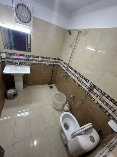 Bathroom 5, Nestopia Hotel - Skardu, Northern Areas