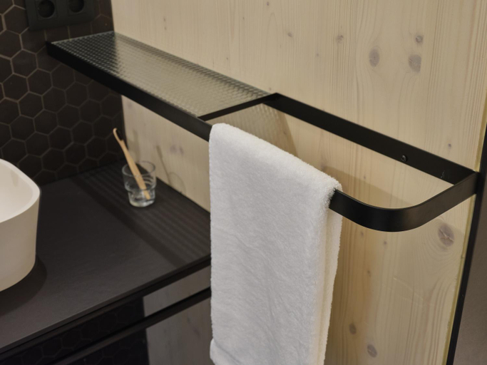 Bathroom 4, Bercail Hotel, Nord