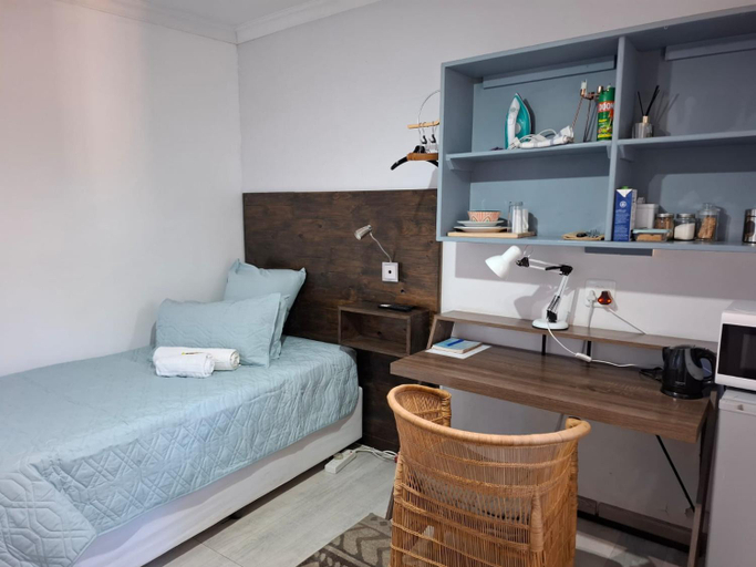 Others 2, Emmaus Single Room, Mangaung