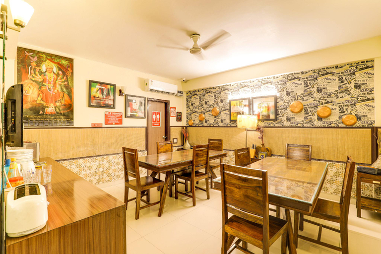 Food & Drinks 4, House Of Comfort Greater Noida, Gautam Buddha Nagar