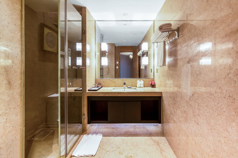 Bathroom, Rezen Kingtown Hotel Chongqing Ranjiaba, Chongqing