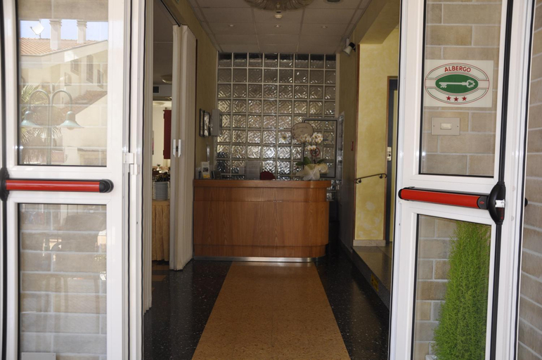 Public Area 2, Albergo Larenzia, Rimini