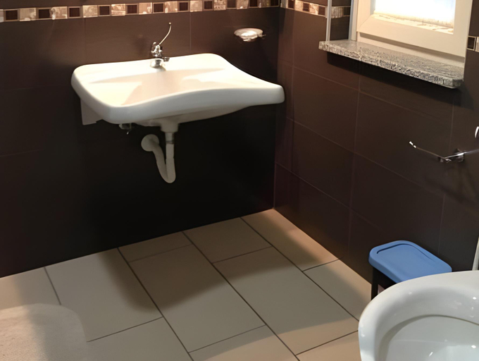 Bathroom 2, Hotel 660, Cosenza