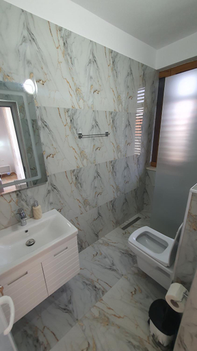 Bathroom 3, Vizion Hotel, Shkodrës