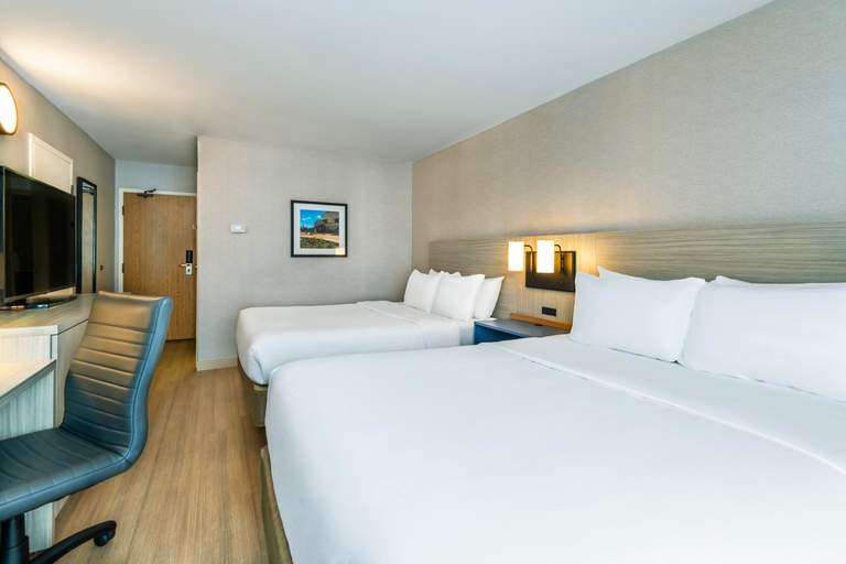 Bedroom 3, Comfort Inn Airport East, Communauté-Urbaine-de-Québec