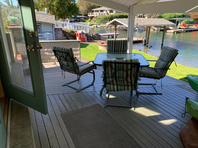 Others 3, Lake Tapps Bungalow, Pierce