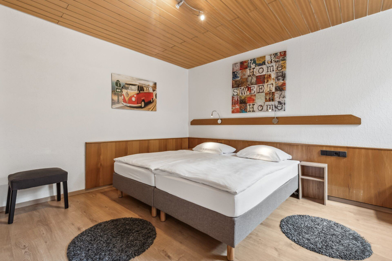 Bedroom 4, Hotel zum Erwin, Karlsruhe