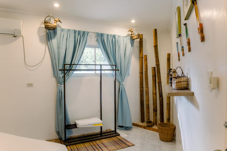 Bathroom, 8 Plus Beach Resort, Panglao